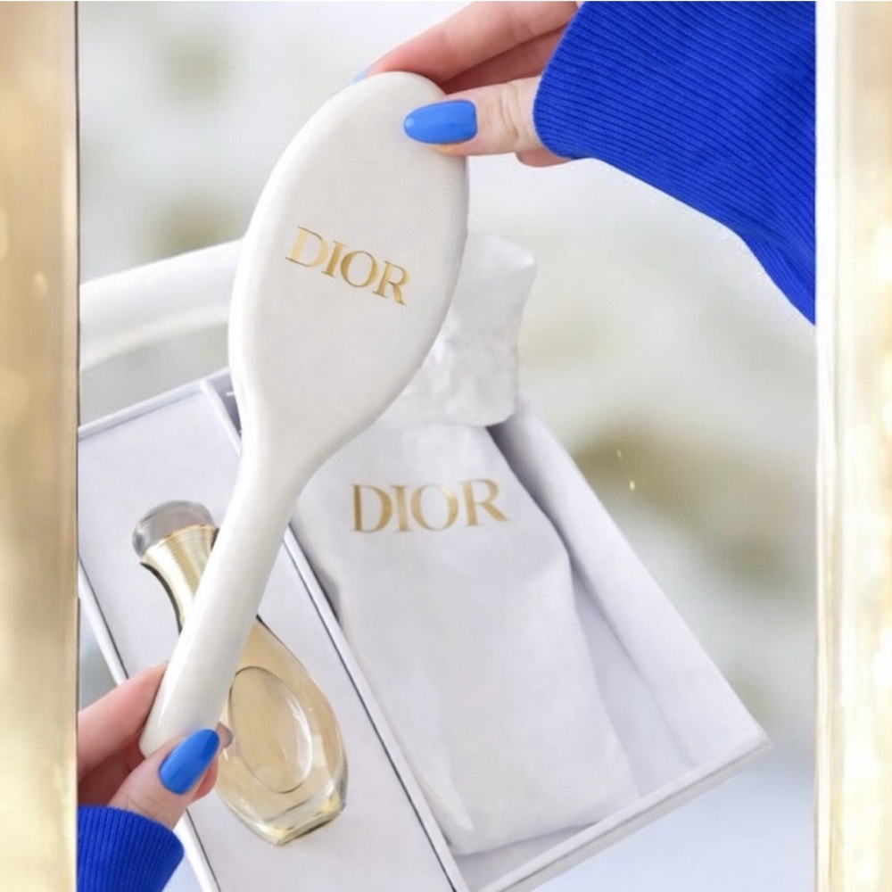 Brand new - Dior J’Adore Hair Mist and Hair Brush Gift Set - Picture 13 of 15